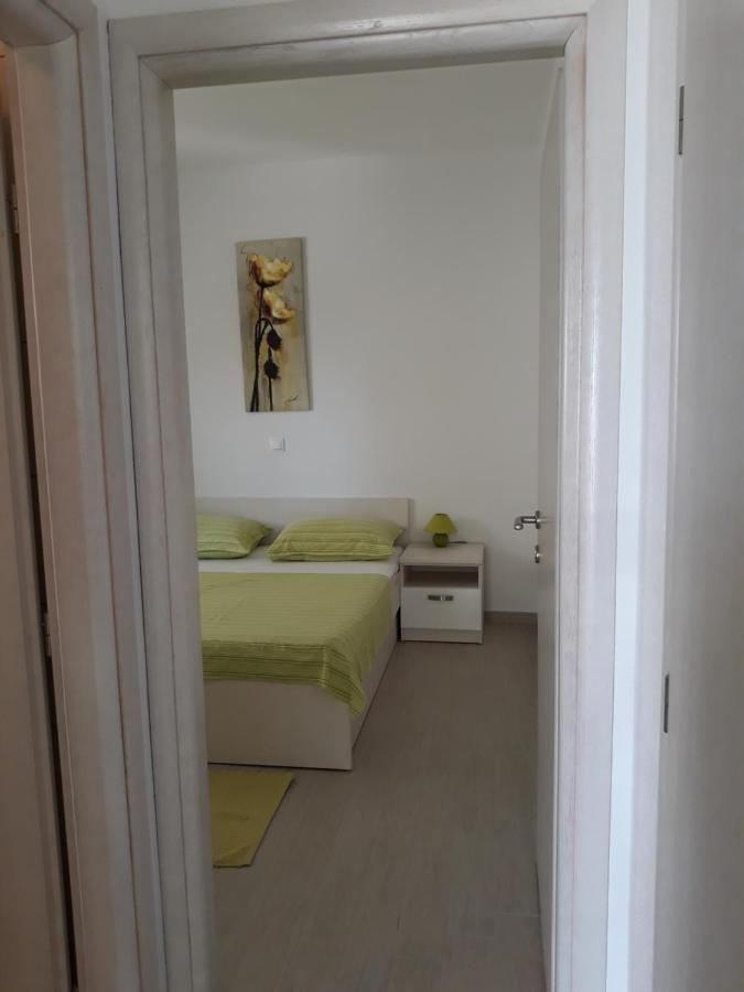 Apartment With Free And Private Parking Makarska Buitenkant foto