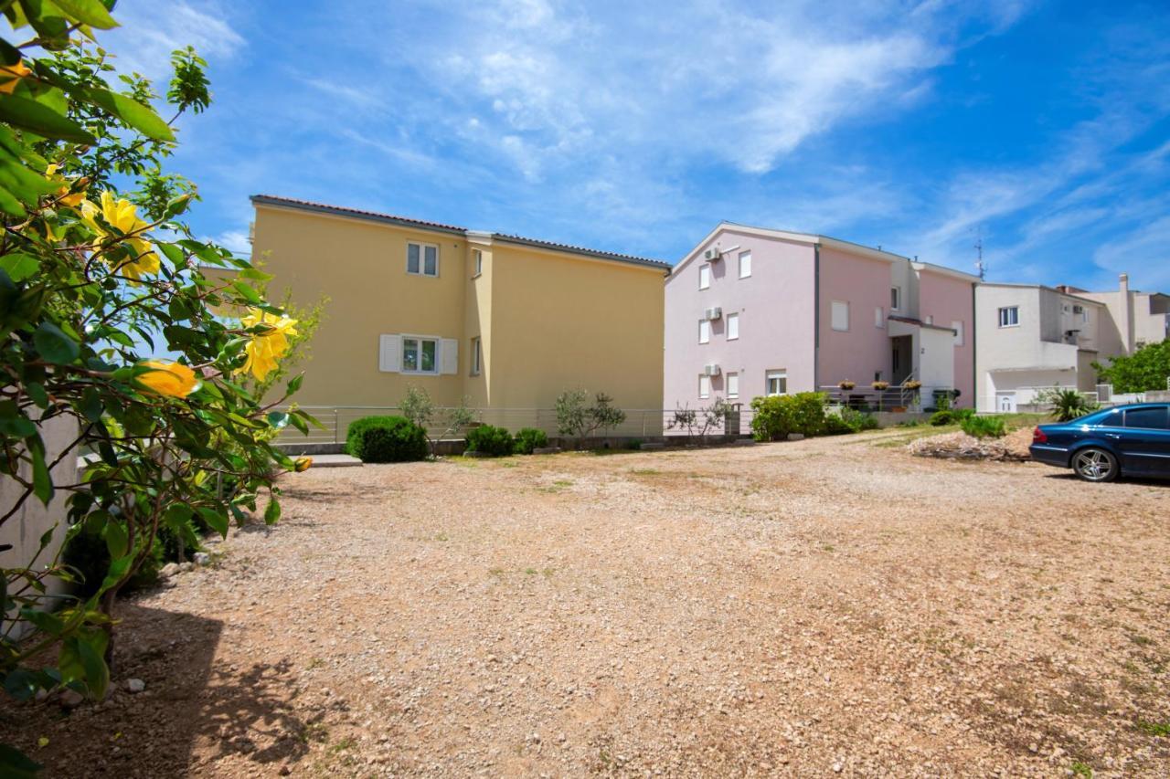 Apartment With Free And Private Parking Makarska Buitenkant foto